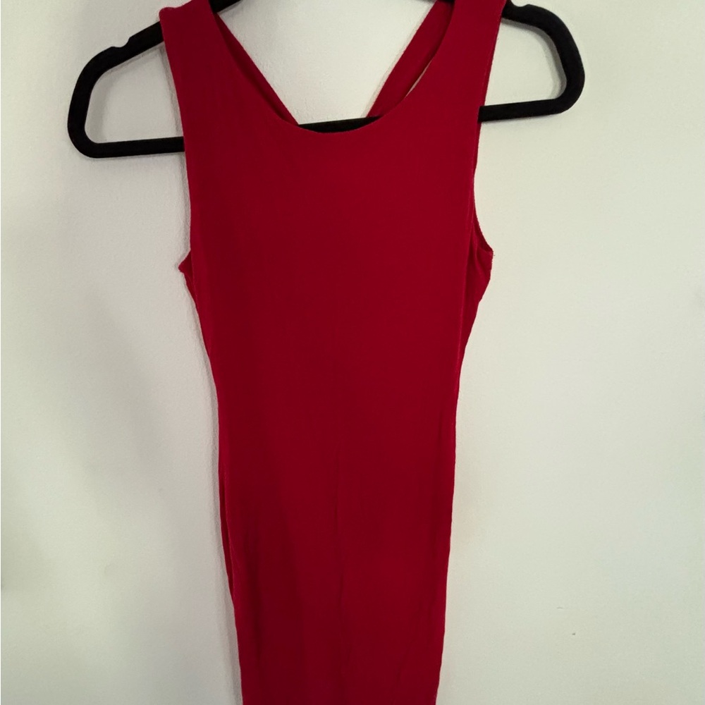 Soprano Vibrant Red Backless Dress